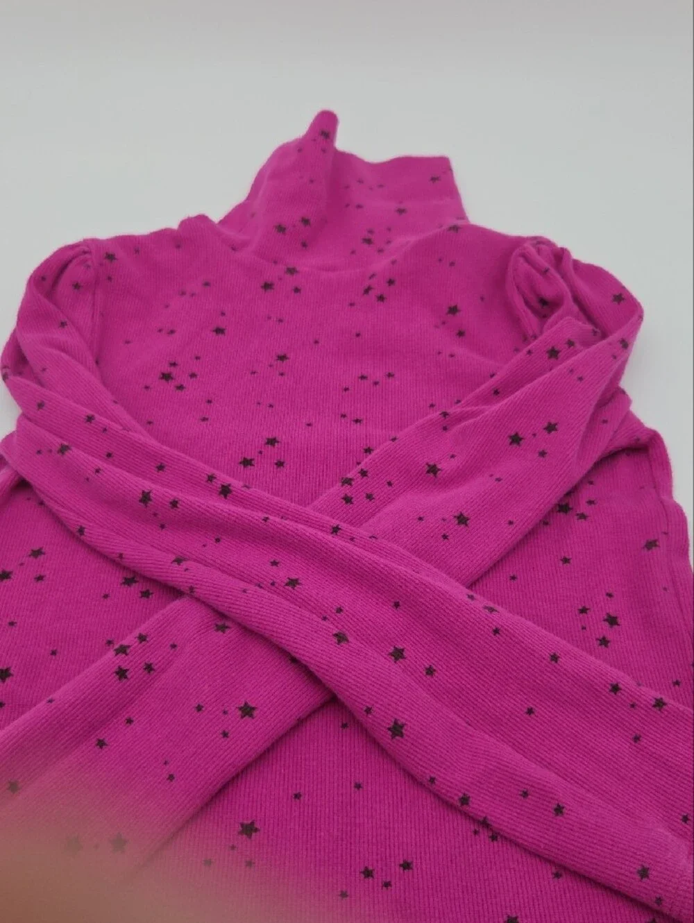 GAP bright fuchsia